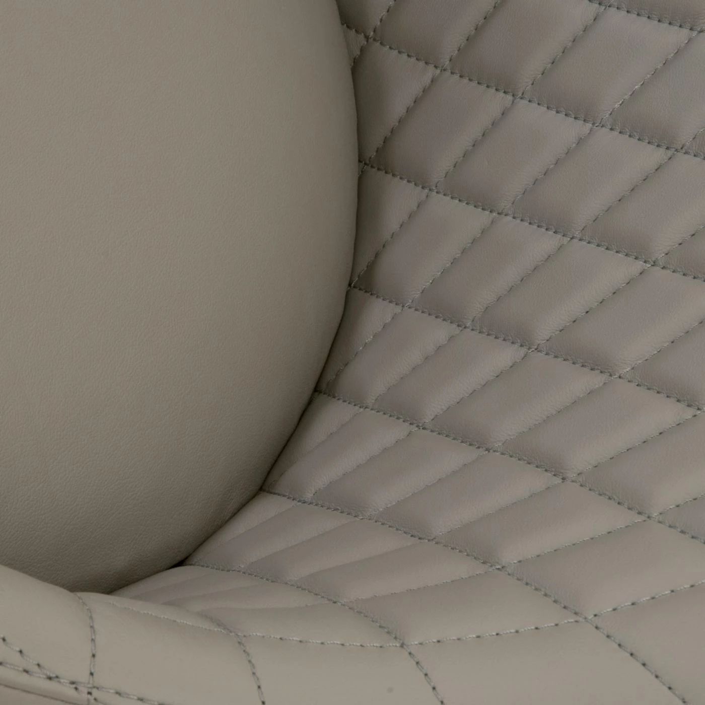 New ⭐ Side Chairs Star International Furniture Xander Upholstered Decorative Back Dining Side Chair ✔️ - Image 4