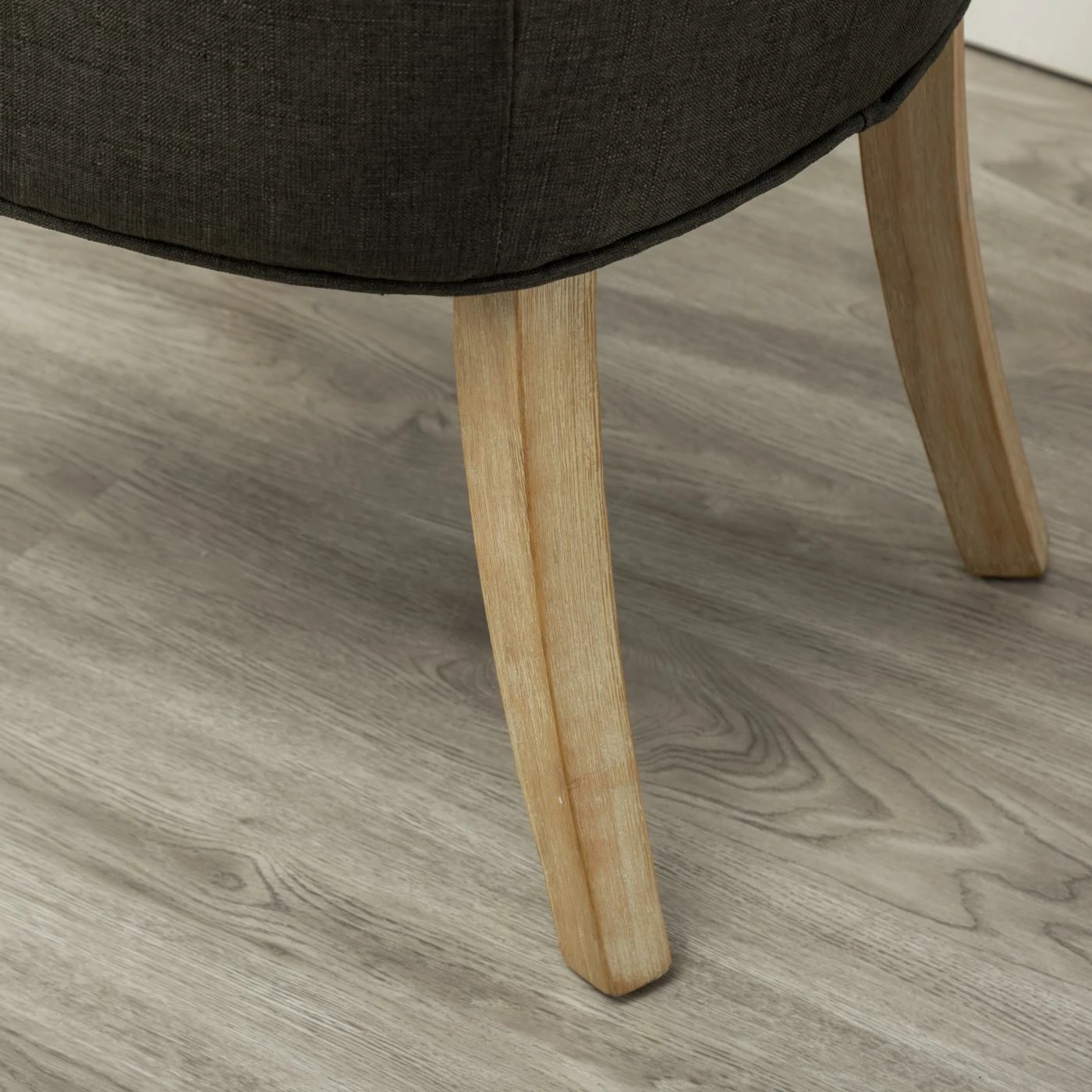 Brand new ❤️ Side Chairs Roundhill Furniture Button Tufted Wingback Hostess Chair - Set Of 2 ❤️ - Image 5